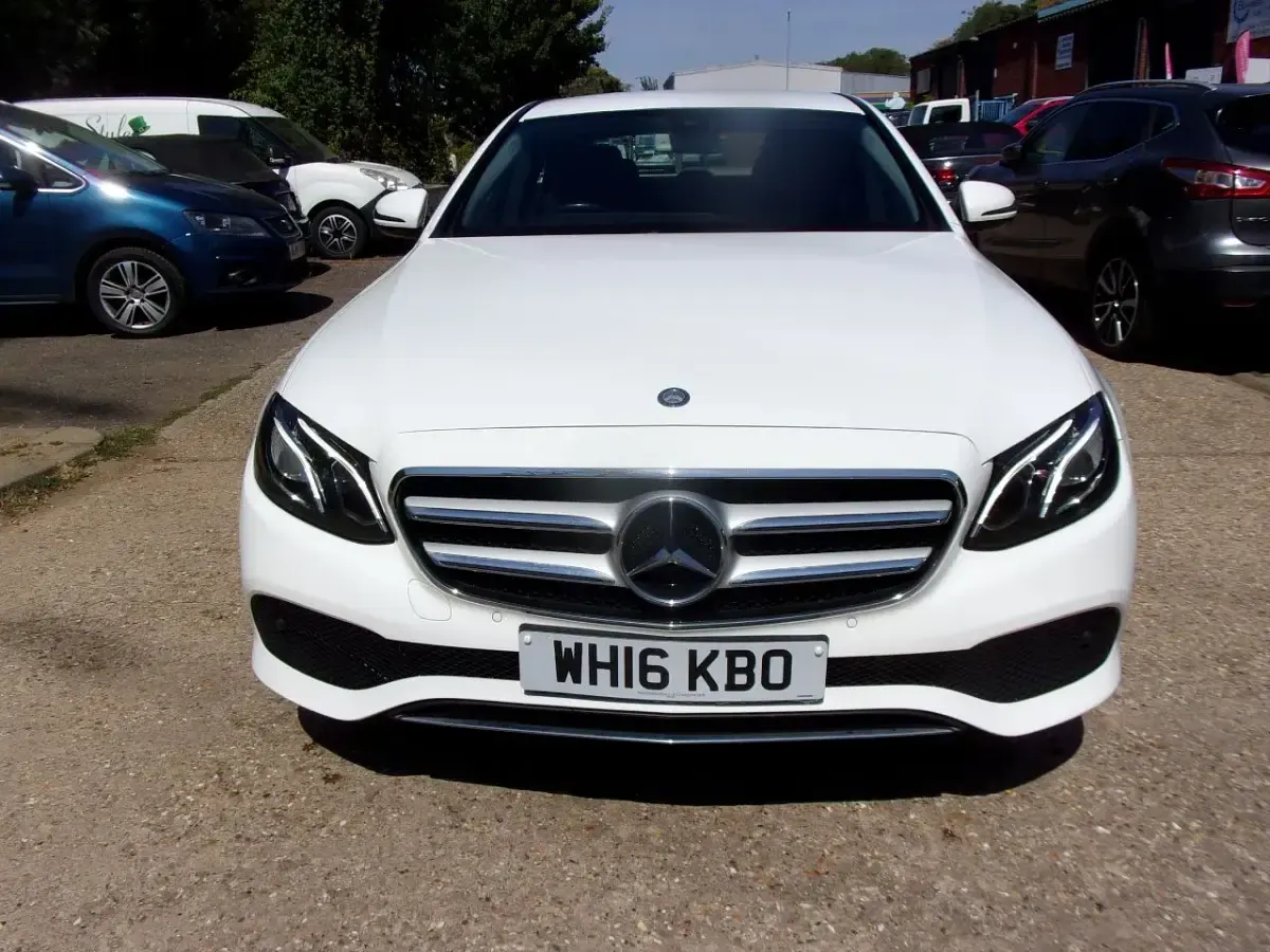 Used Mercedes E220 SE 191 HP (140 kW) 2016 White Sedan