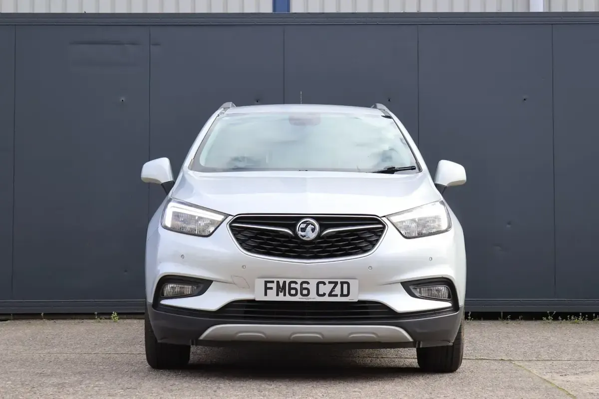 Used Vauxhall Mokka X Design Edition 110 HP (80 kW) 2017 Silver SUV
