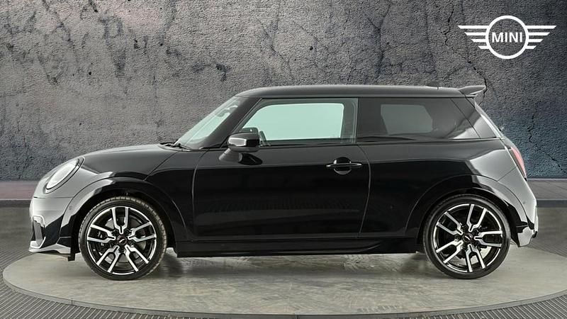 Used Mini Cooper S Hatch 201 HP (147 kW) 2024 Black Hatchback