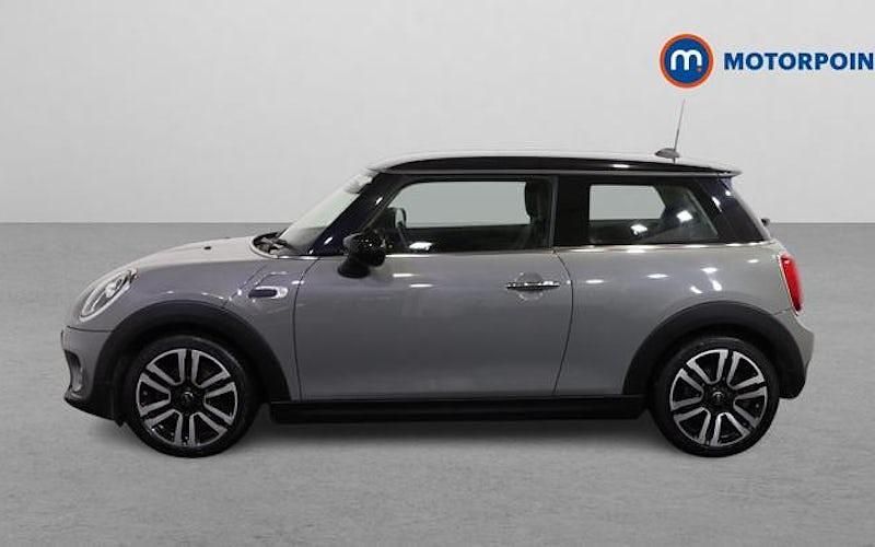 Used Mini Cooper Exclusive 136 HP (100 kW) 2021 Hatchback