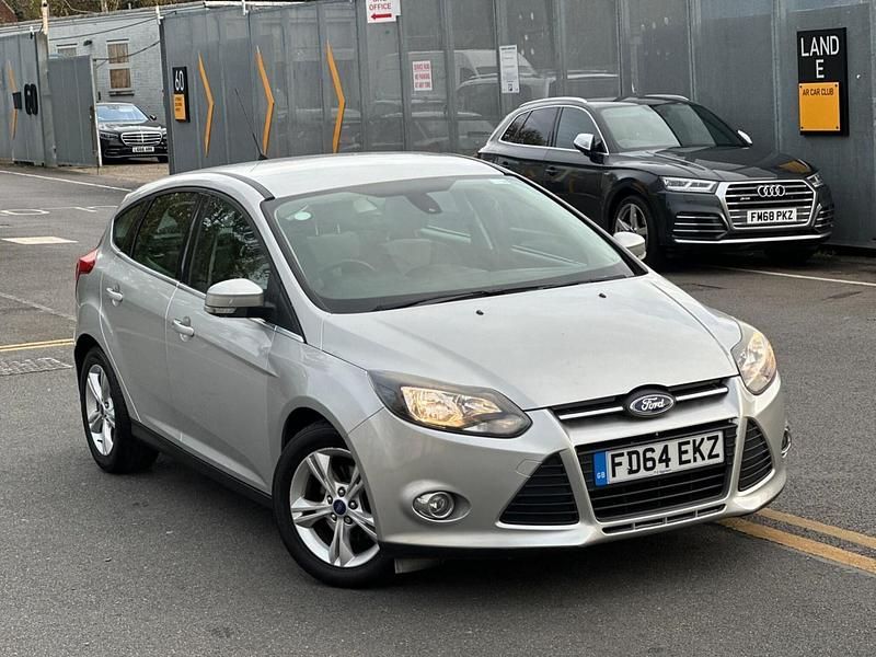 Silver Used 2015 Ford Focus Zetec Hatchback | £4,495 (Super price) - Image 1/4
