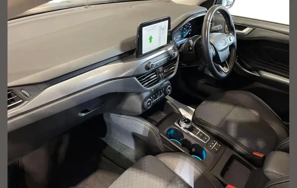 Used Ford Focus Titanium X 120 HP (88 kW) 2018 Grey Hatchback