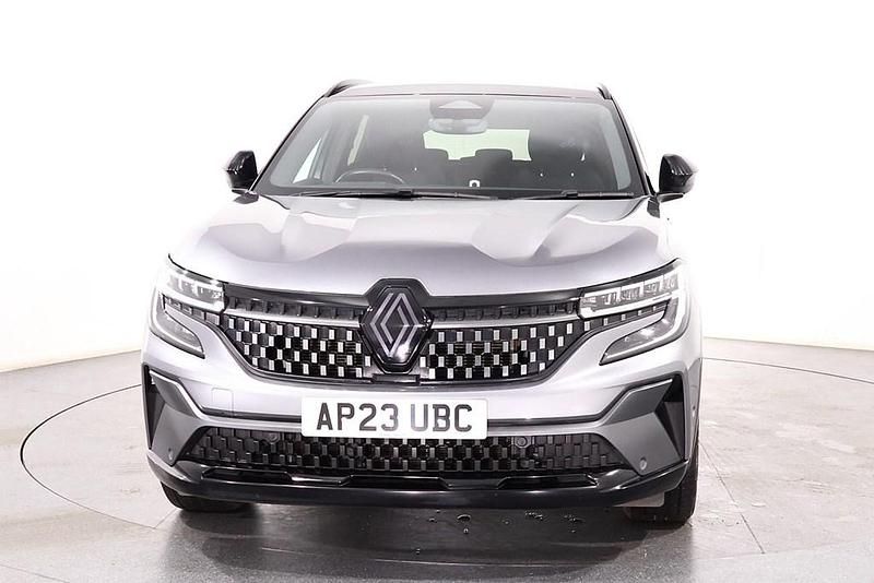Used Renault Austral Techno Esprit Alpine 200 HP (147 kW) 2023 Grey SUV
