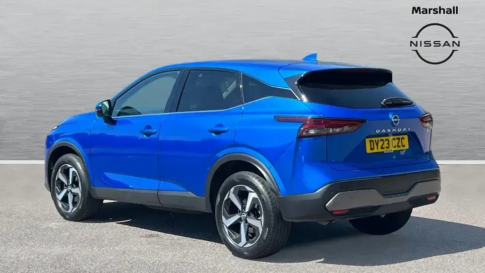 Used Nissan Qashqai Acenta Premium 190 HP (139 kW) 2023 Black SUV