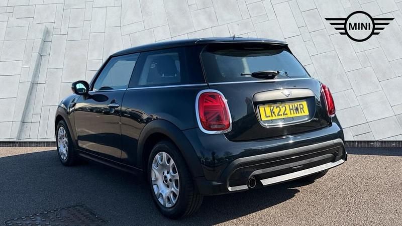 Used Mini ONE Classic 101 HP (74 kW) 2022 Black Hatchback