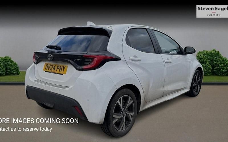 Used Toyota Yaris Hybrid Design 116 HP (85 kW) 2026 Hatchback