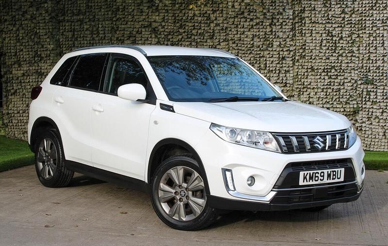White Used 2019 Suzuki Vitara SZ-T Hatchback | £10,999 (Fair price) - Image 1/3