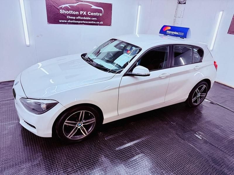 Used BMW 116 Sport Line 2014 White Hatchback