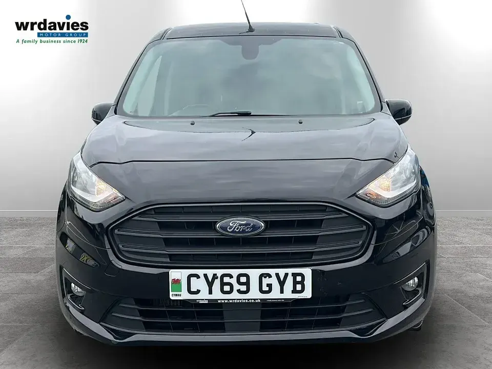 Second-hand Ford Transit Connect Limited 120 CP (88 kW) 2019 Negru Monovolum