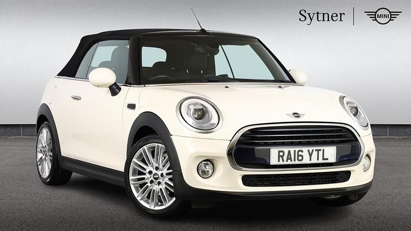 Used Mini Cooper 134 HP (98 kW) 2016 White Hatchback