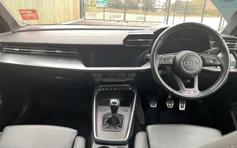 Used Audi A3 Sportback S-Line 110 HP (80 kW) 2020 White Hatchback