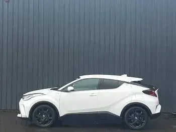 Used Toyota C-HR Design 122 HP (89 kW) 2020 White SUV
