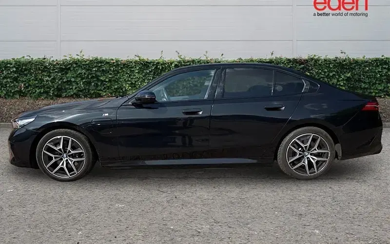 Used BMW 530e M Sport 299 HP (219 kW) 2026 Sedan