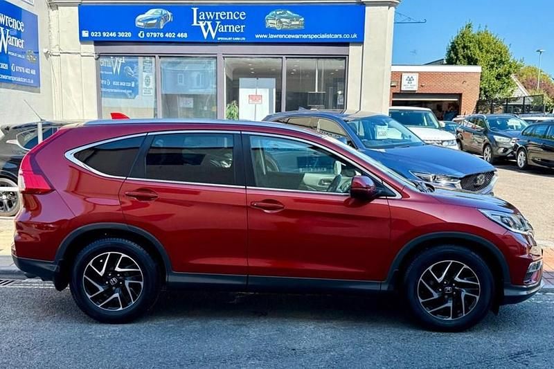 Red Used 2017 Honda CR-V SE Plus SUV | £10,975 (Fair price) - Image 1/1