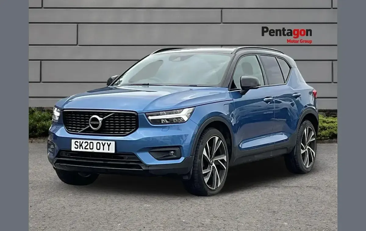 Used Volvo XC40 R-Design Pro 258 HP (189 kW) 2020 Blue SUV
