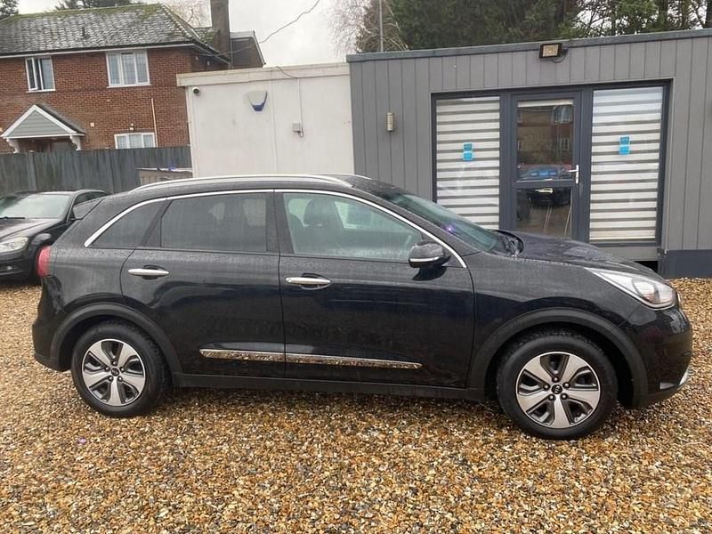 Used Kia Niro 139 HP (102 kW) 2018 Black SUV