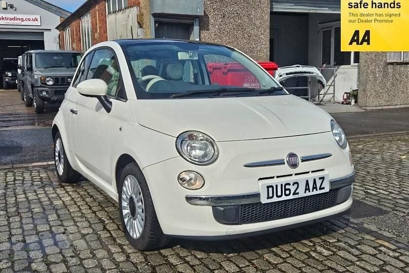 White Used 2012 Fiat 500 Lounge Hatchback | £2,495 (Good price) - Image 1/1