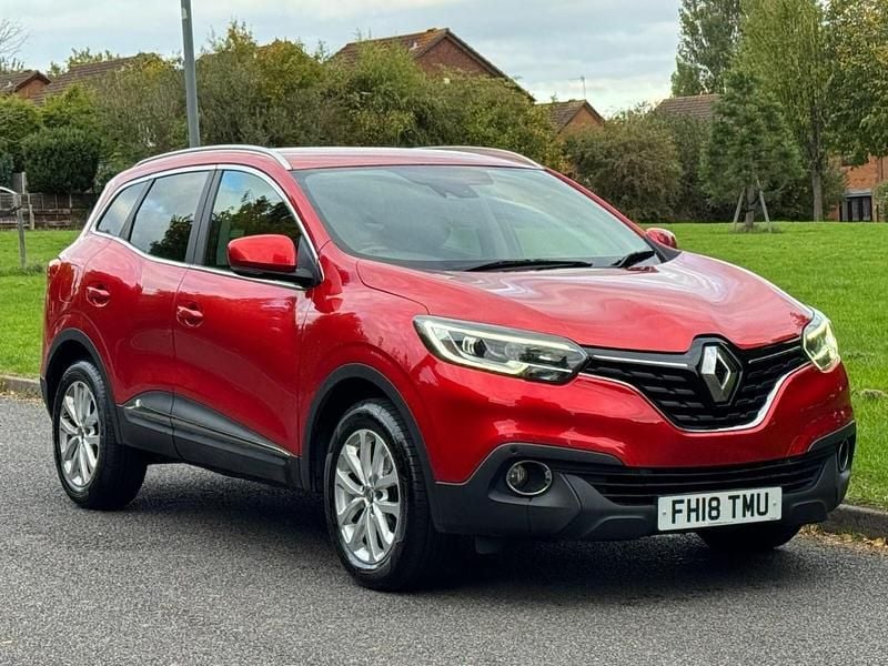 Red Used 2018 Renault Kadjar Dynamique SUV | £5,495 (Super price) - Image 1/4