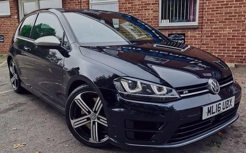 Black Used 2016 VW Golf VII R Hatchback | £18,720 (A bit pricey) - Image 1/4