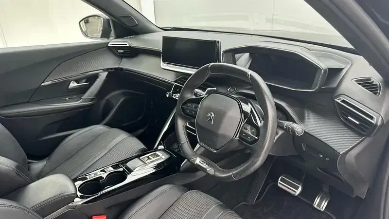 Used Peugeot 2008 GTi 130 HP (95 kW) 2023 Black SUV