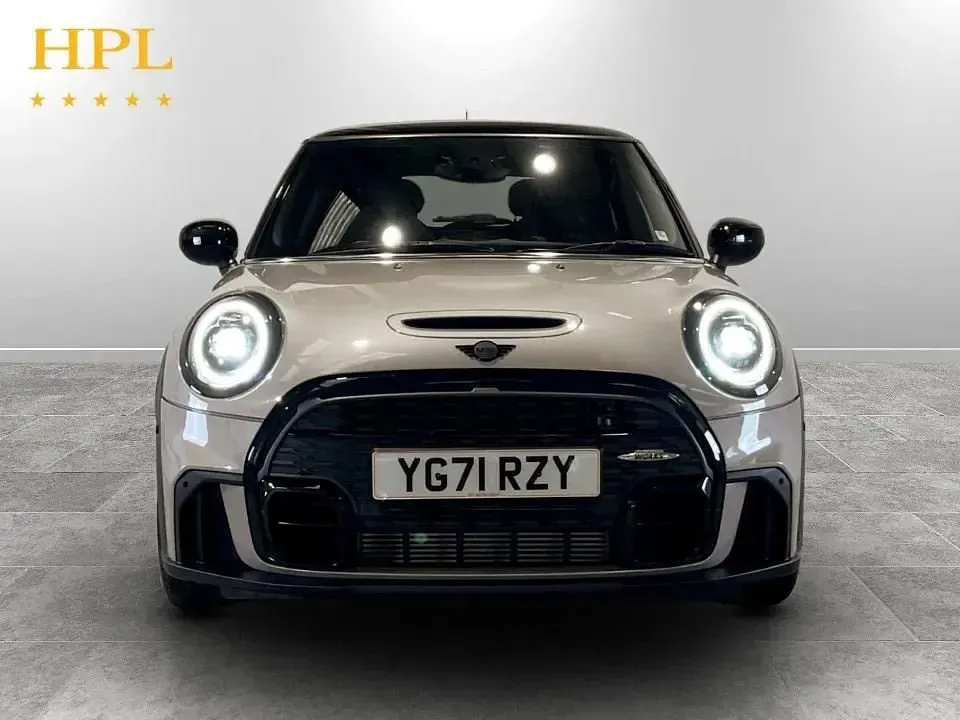 Usado Mini Cooper S Hatch 178 HP (130 kW) 2021 Cinzento Citadino