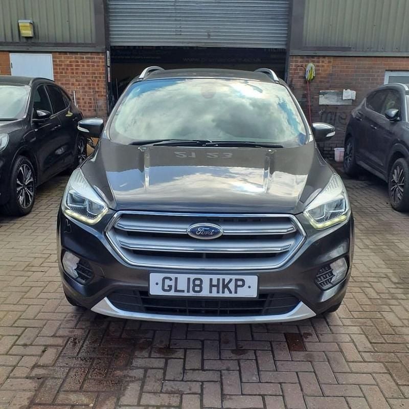 Used Ford Kuga Titanium 180 HP (132 kW) 2018 Grey SUV