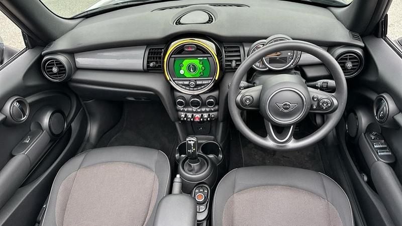 Used Mini Cooper Classic 134 HP (98 kW) 2019 Grey Hatchback