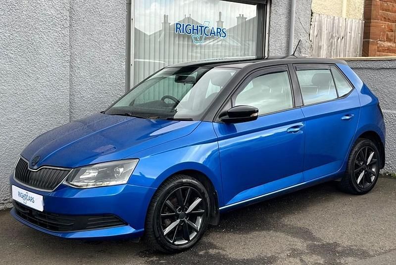 Used Skoda Fabia Colour Edition 2016 Blue Hatchback