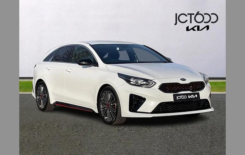 Used Kia ProCeed GT 200 HP (147 kW) 2020 White Estate