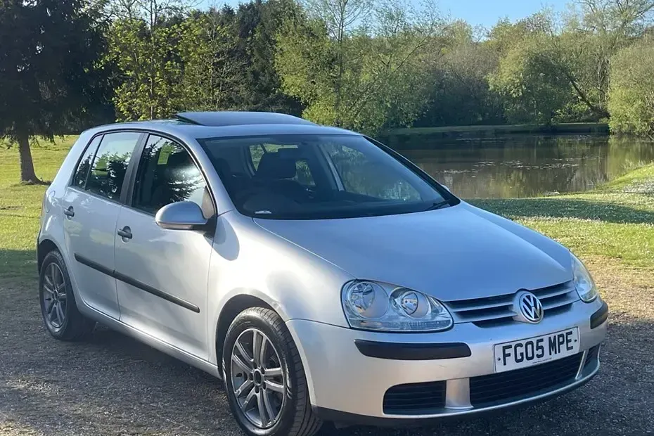 Usado VW Golf IV SE 2005 Prateado Citadino