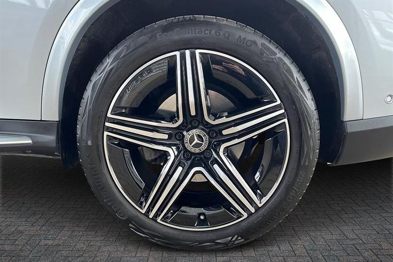 Used Mercedes GLC300 AMG Line Premium 269 HP (197 kW) 2024 High tech silver Estate