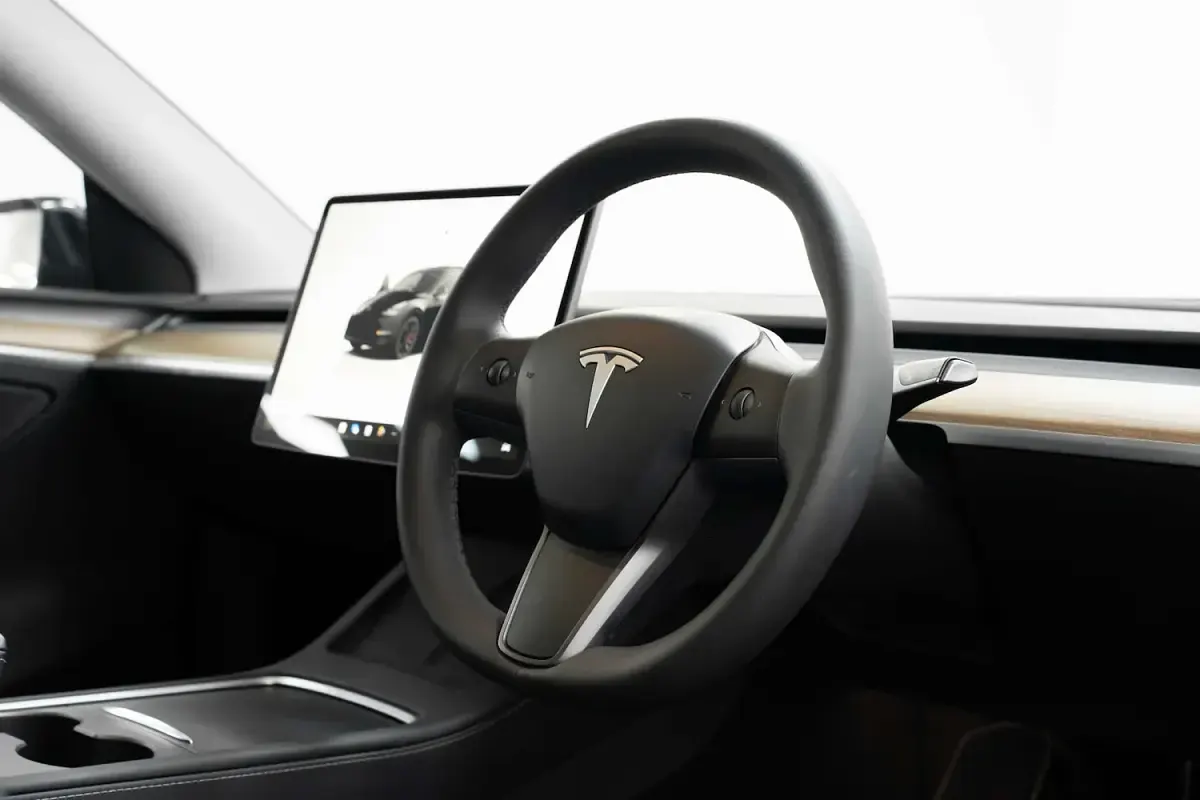 Used Tesla Model Y Performance 392 kW (534 HP) 2024 Black SUV