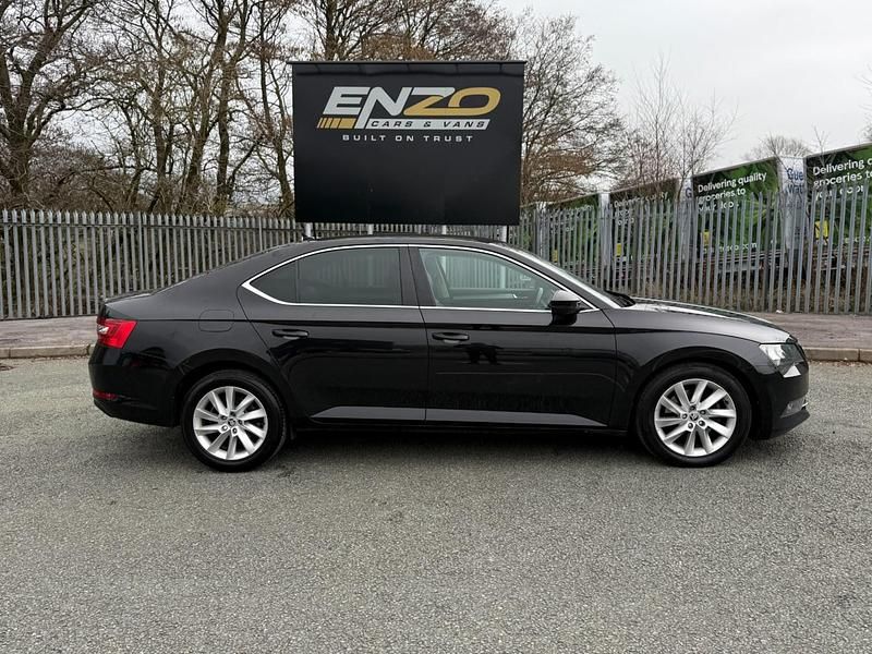 Used Skoda Superb SE Technology 120 HP (88 kW) 2018 Black Hatchback