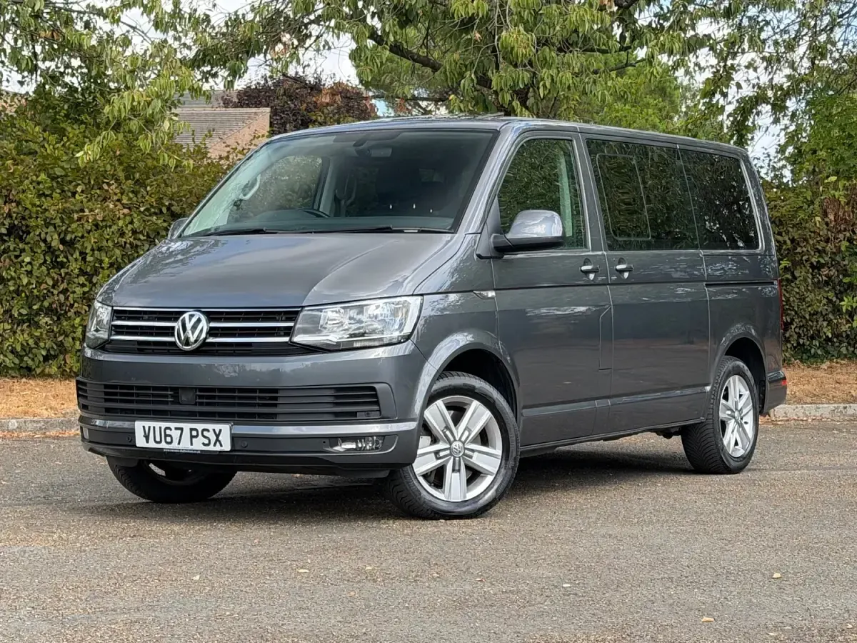 Used VW Caravelle SE 204 HP (150 kW) 2017 Grey Van