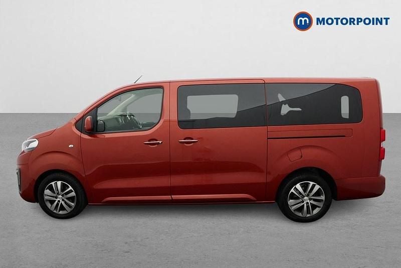 Used Peugeot Traveller Allure 177 HP (130 kW) 2021 Red MPV