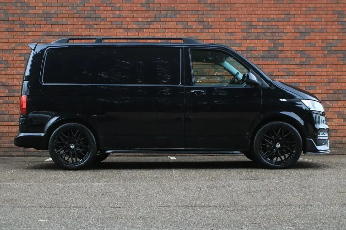 Used VW T7 Startline 2024 Black Van
