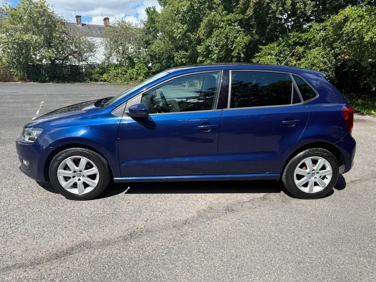 Used VW Polo Match 60 HP (44 kW) 2013 Blue Hatchback