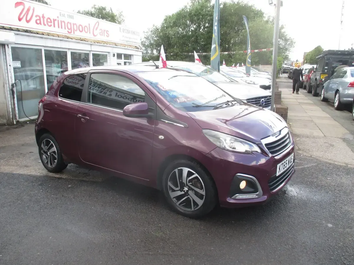 Used Peugeot 108 Allure 82 HP (60 kW) 2016 Mauve/purple Hatchback