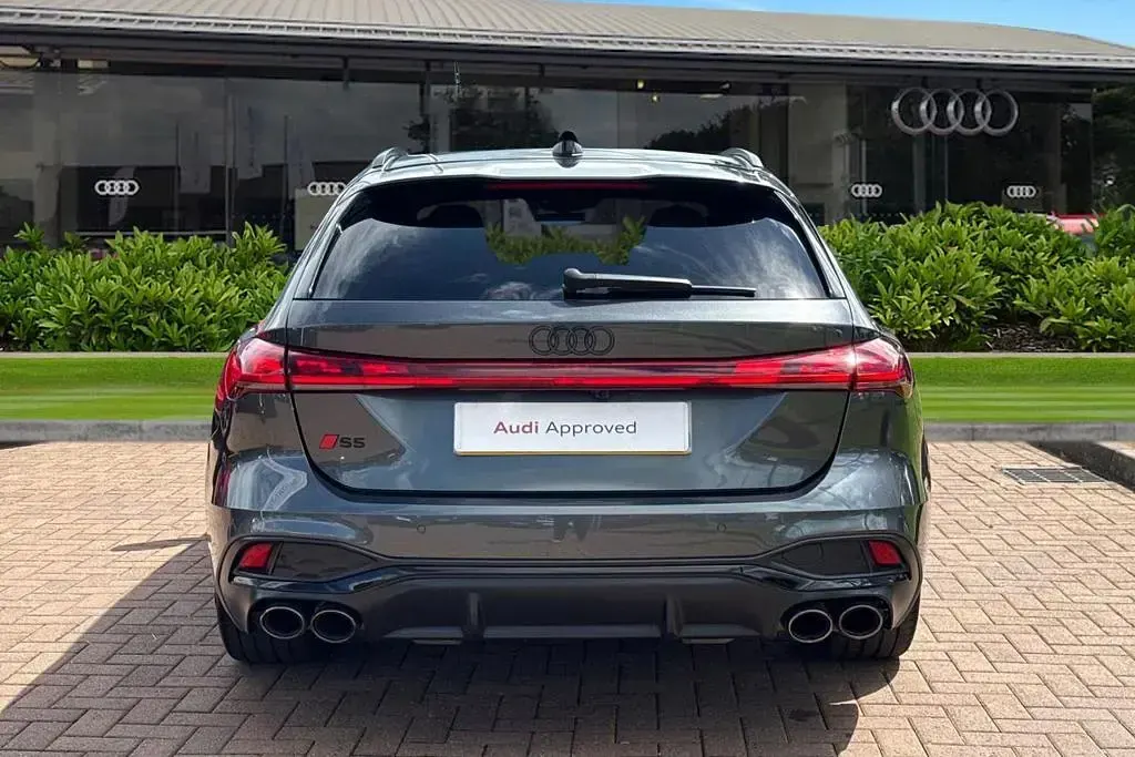 Used Audi S5 Advanced 367 HP (269 kW) 2025 Grey Estate