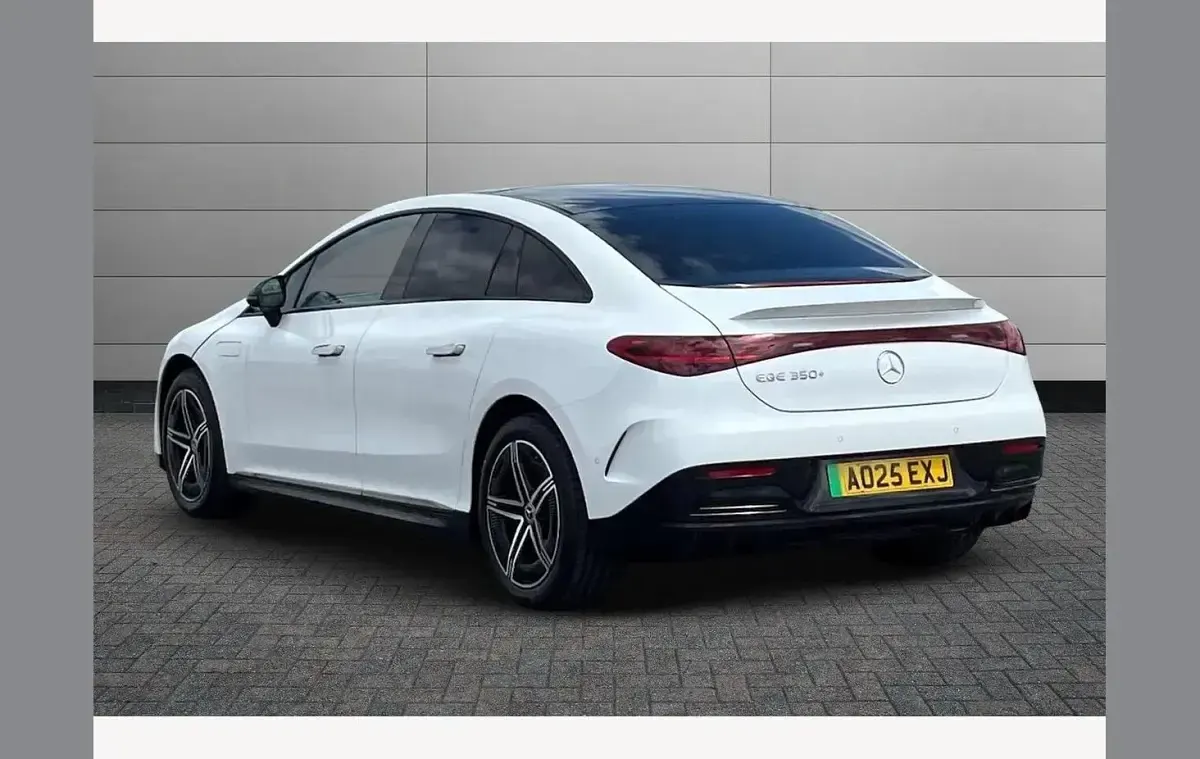 Used Mercedes EQE350 AMG line 214 kW (292 HP) 2025 White Sedan