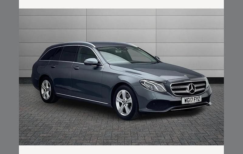 Used Mercedes E220 SE 194 HP (142 kW) 2017 Selenite grey Estate