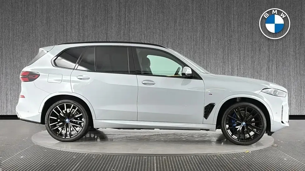 Used BMW X5 M Sport 482 HP (354 kW) 2025 Grey SUV