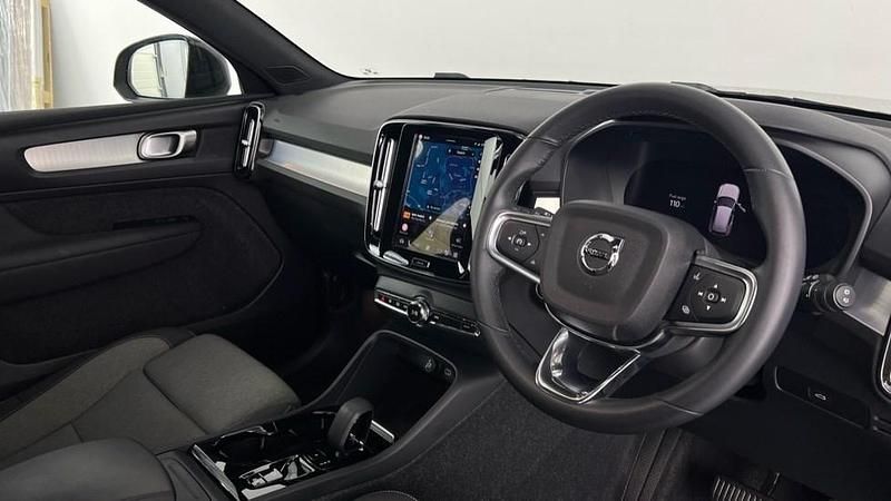 Usado Volvo XC40 Plus 2024 Cinzento SUV