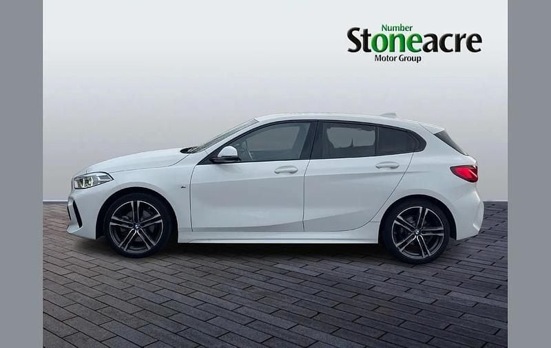 Used BMW 118 M Sport 134 HP (98 kW) 2023 White Hatchback