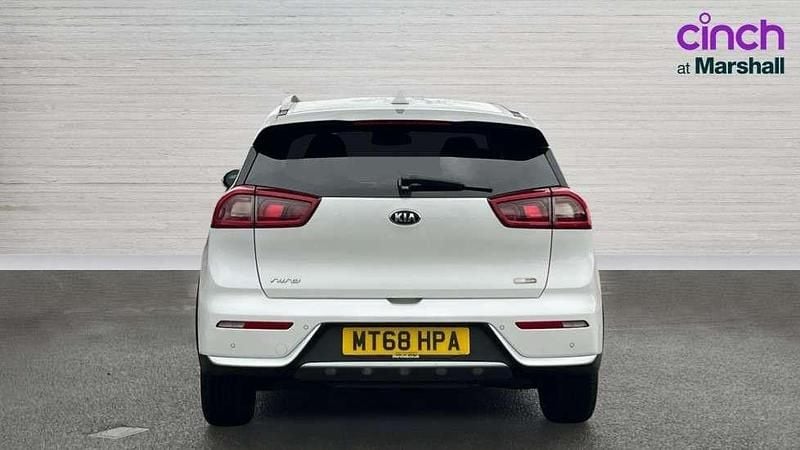 Used Kia Niro 141 HP (103 kW) 2018 White SUV