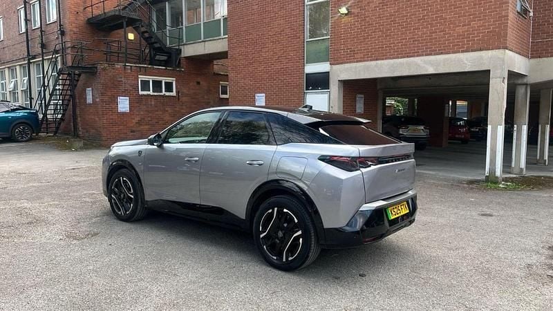 Used Peugeot e-3008 GT 152 kW (207 HP) 2025 Grey SUV