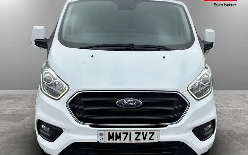 Used Ford Transit Custom Limited 131 HP (96 kW) 2022 White Van