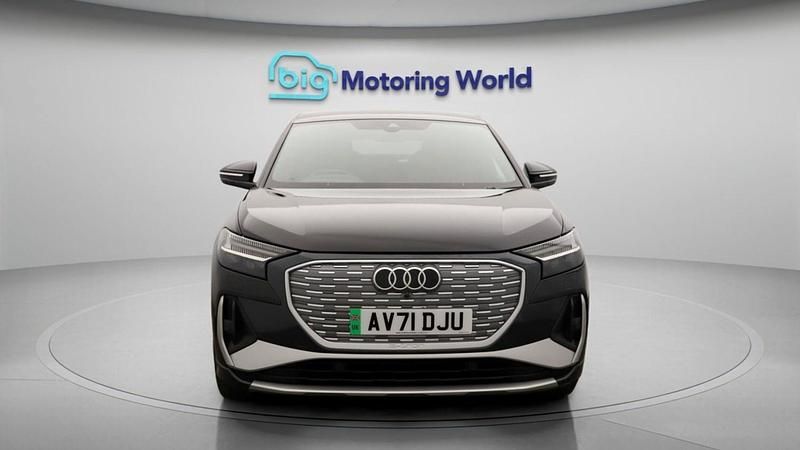 Used Audi Q4 e-tron Premium 150 kW (204 HP) 2021 Black SUV