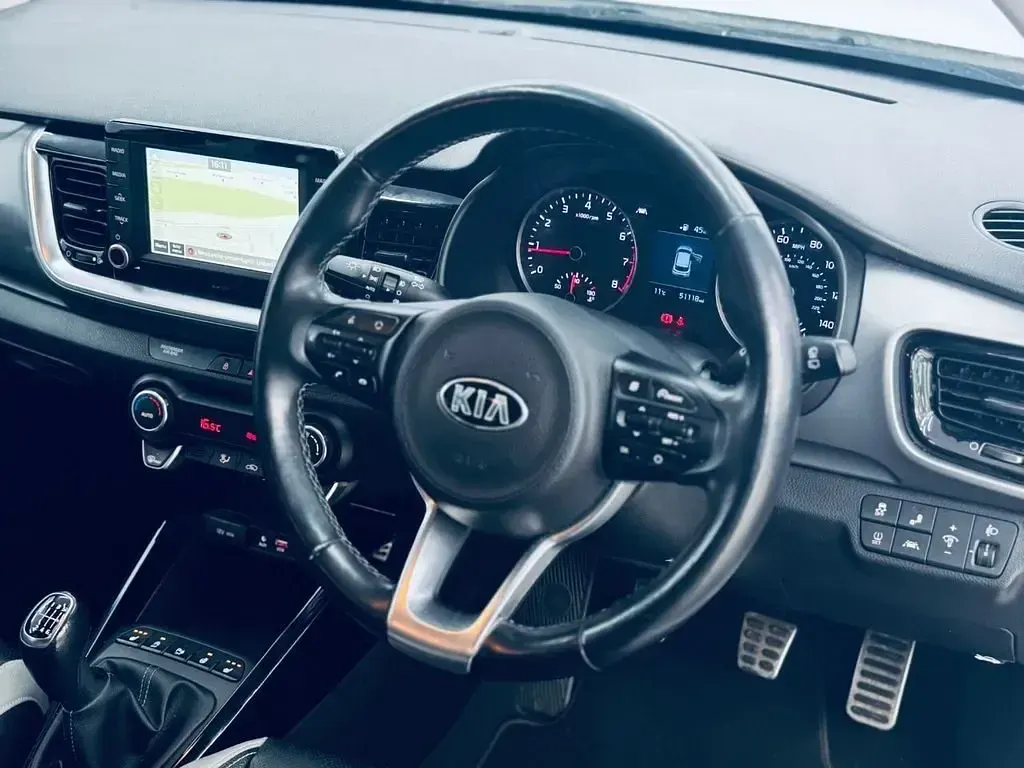Usado Kia Stonic 120 CV (88 kW) 2020 Blanco SUV