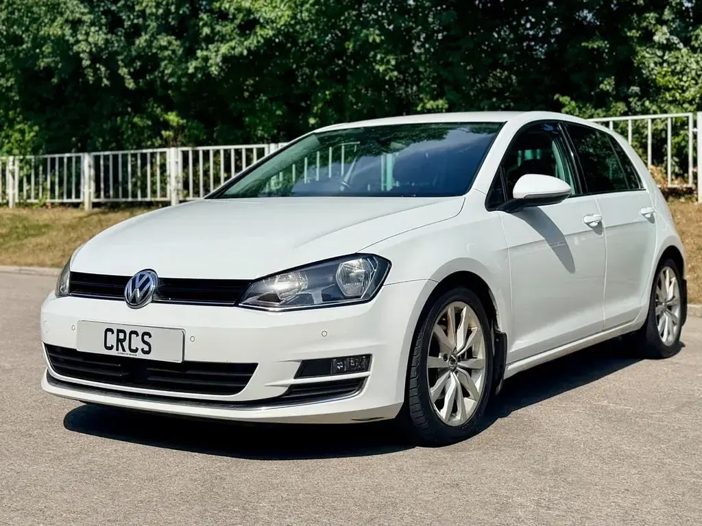 Used VW Golf VII GT 150 HP (110 kW) 2015 White Hatchback